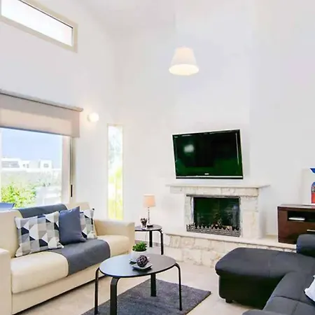 Sea Breeze Hideaway Latchi