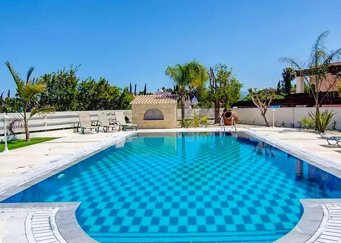 Sea Breeze Hideaway Vila *